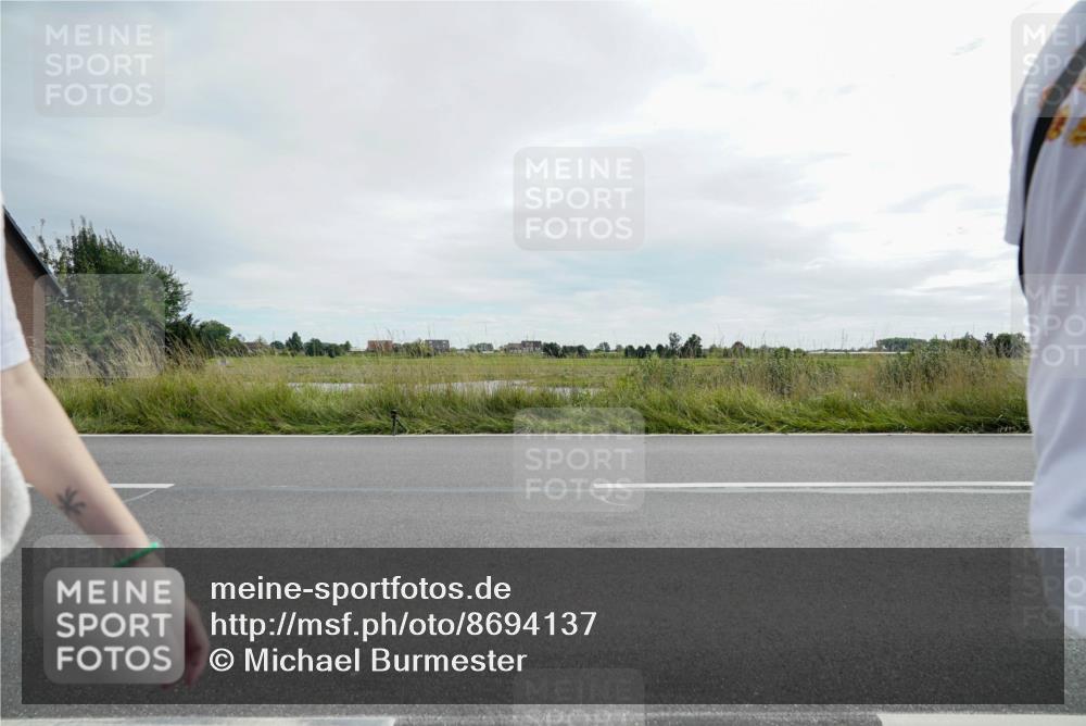 31.08.2025 - Elbe Triathlon Hamburg Michael Burmester http://msf.ph/oto/8694137 31.08.2025 14:37:03 Radfahren  meine-sportfotos.de