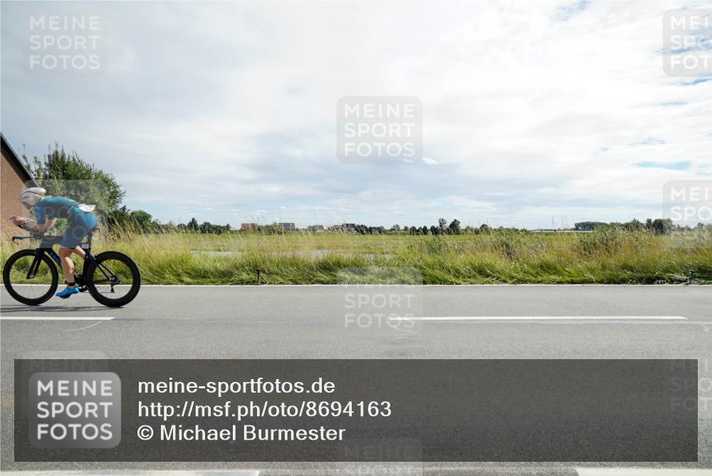 31.08.2025 - Elbe Triathlon Hamburg Michael Burmester http://msf.ph/oto/8694163 31.08.2025 14:41:21 Radfahren 159 meine-sportfotos.de