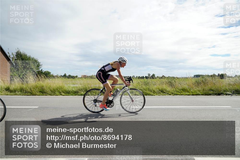 31.08.2025 - Elbe Triathlon Hamburg Michael Burmester http://msf.ph/oto/8694178 31.08.2025 14:43:00 Radfahren 139 meine-sportfotos.de