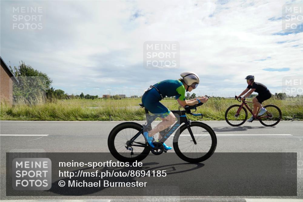 31.08.2025 - Elbe Triathlon Hamburg Michael Burmester http://msf.ph/oto/8694185 31.08.2025 14:43:38 Radfahren 123 meine-sportfotos.de