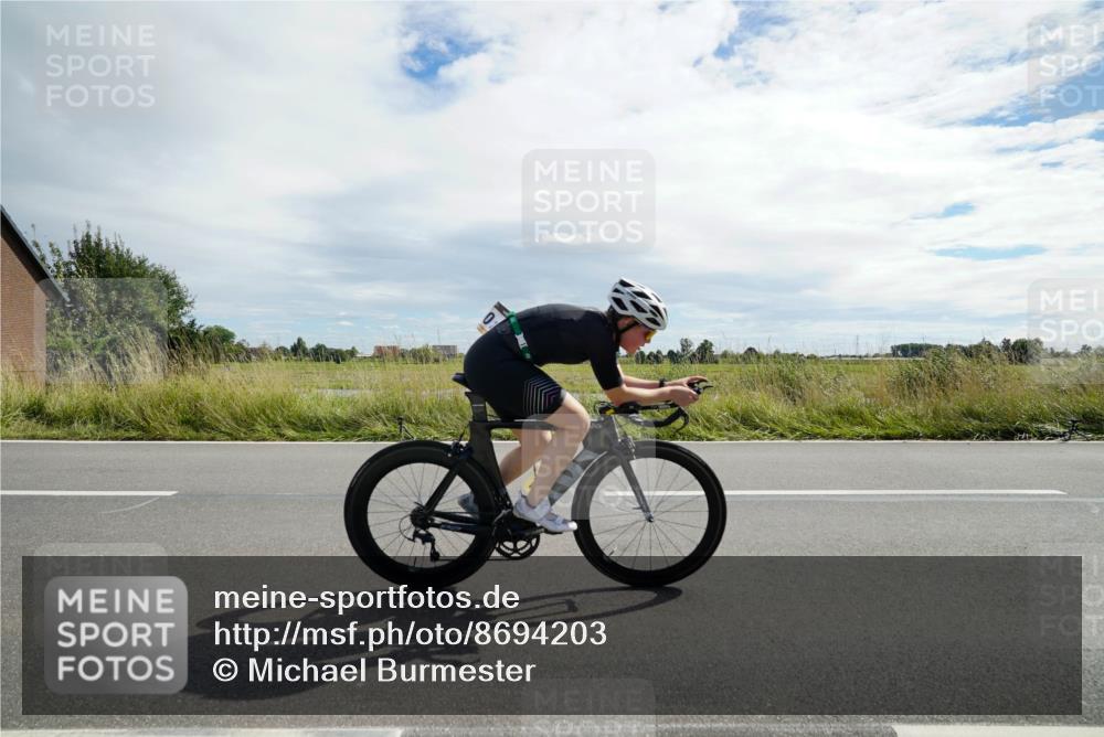 31.08.2025 - Elbe Triathlon Hamburg Michael Burmester http://msf.ph/oto/8694203 31.08.2025 14:45:11 Radfahren 135, 150 meine-sportfotos.de