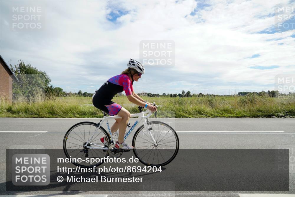 31.08.2025 - Elbe Triathlon Hamburg Michael Burmester http://msf.ph/oto/8694204 31.08.2025 14:45:15 Radfahren 135, 150 meine-sportfotos.de
