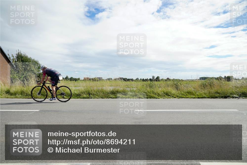 31.08.2025 - Elbe Triathlon Hamburg Michael Burmester http://msf.ph/oto/8694211 31.08.2025 14:45:40 Radfahren 134 meine-sportfotos.de