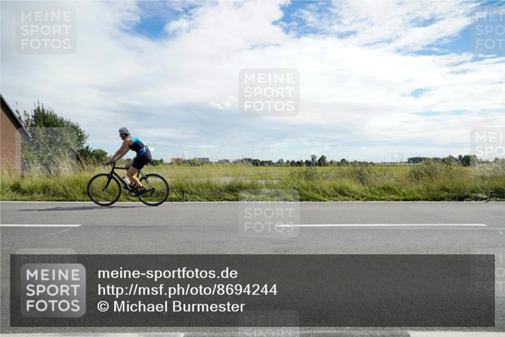 31.08.2025 - Elbe Triathlon Hamburg Michael Burmester http://msf.ph/oto/8694244 31.08.2025 14:48:12 Radfahren 141 meine-sportfotos.de