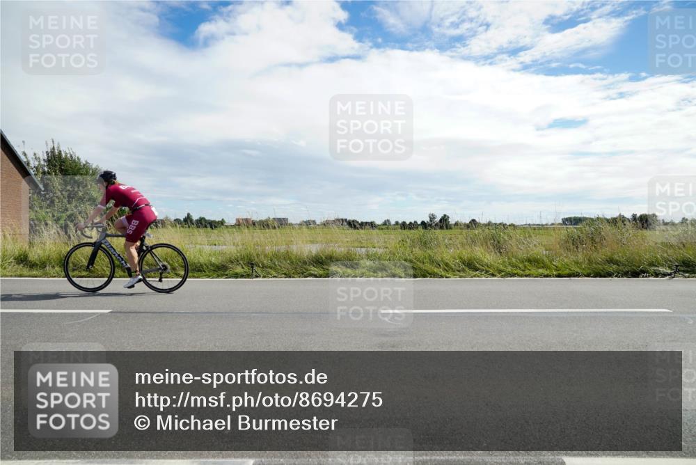 31.08.2025 - Elbe Triathlon Hamburg Michael Burmester http://msf.ph/oto/8694275 31.08.2025 14:50:02 Radfahren 125, 156 meine-sportfotos.de