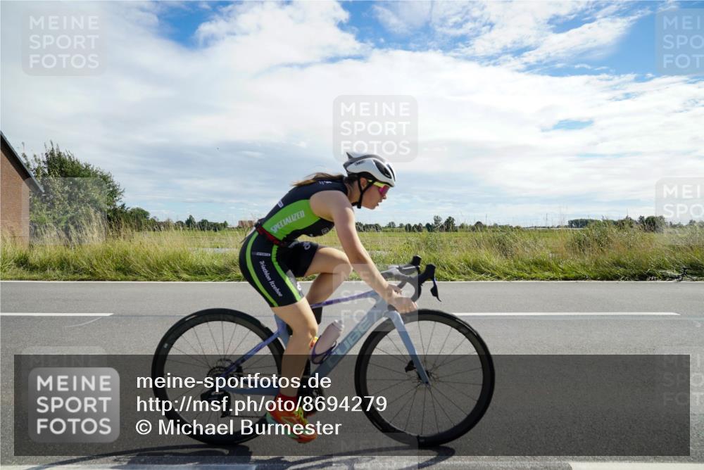 31.08.2025 - Elbe Triathlon Hamburg Michael Burmester http://msf.ph/oto/8694279 31.08.2025 14:50:09 Radfahren 134, 156 meine-sportfotos.de