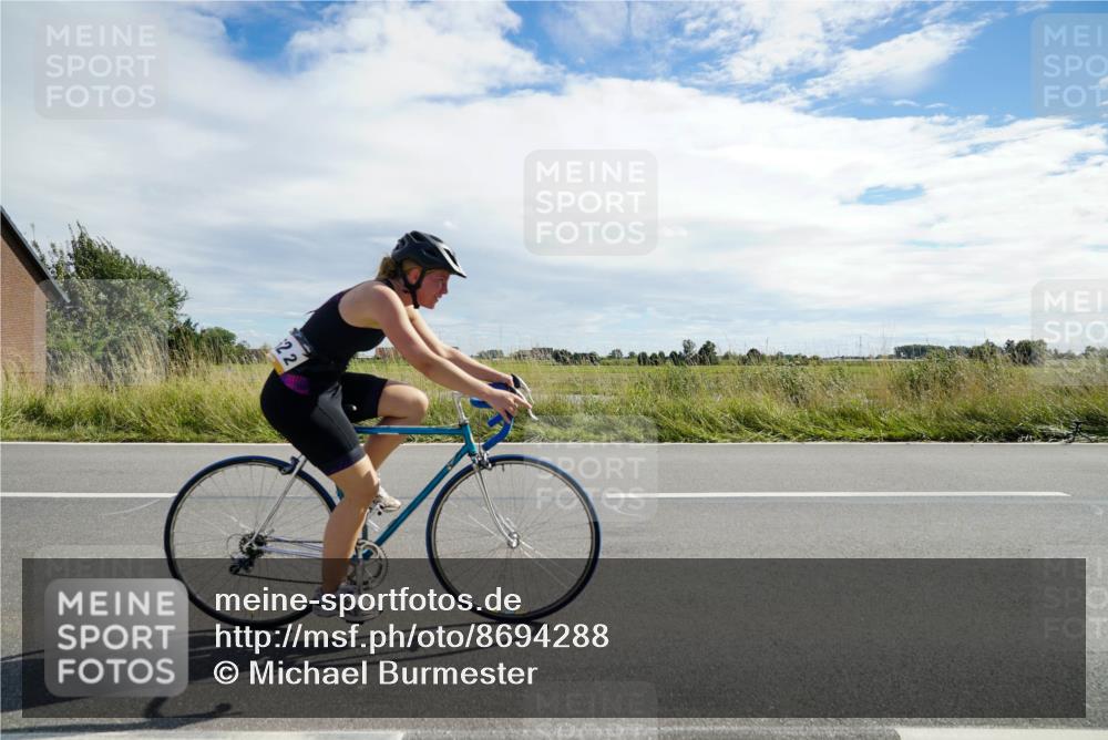 31.08.2025 - Elbe Triathlon Hamburg Michael Burmester http://msf.ph/oto/8694288 31.08.2025 14:50:54 Radfahren 162, 163 meine-sportfotos.de