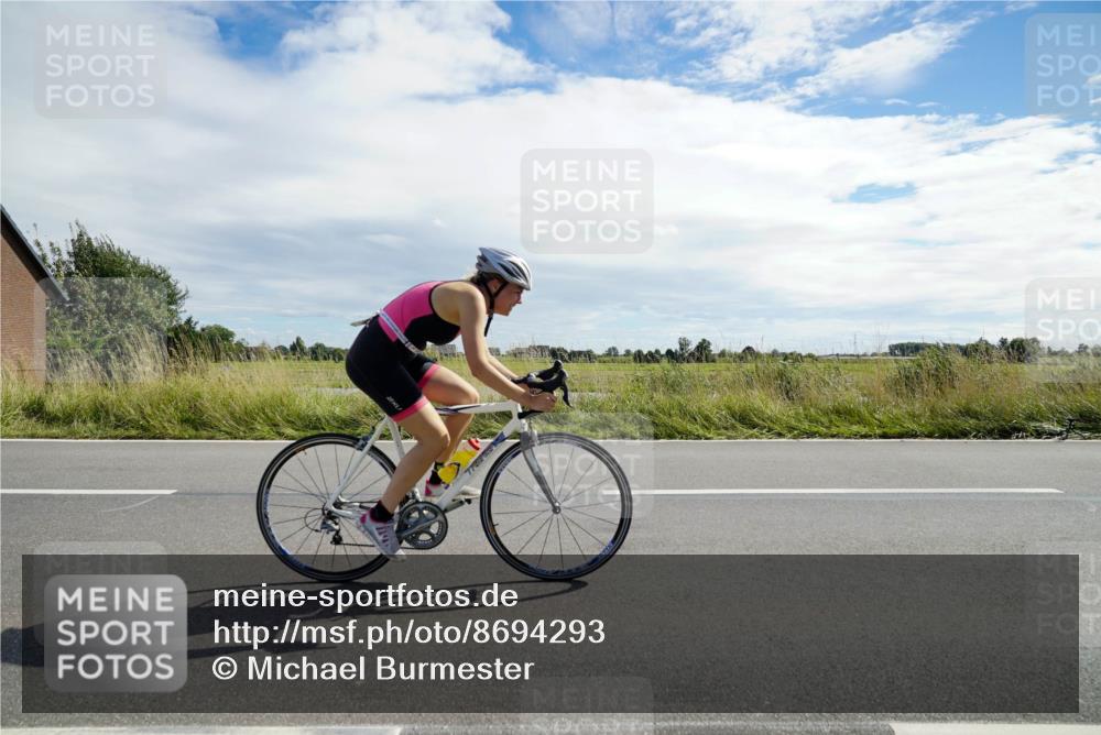 31.08.2025 - Elbe Triathlon Hamburg Michael Burmester http://msf.ph/oto/8694293 31.08.2025 14:51:05 Radfahren 131, 149 meine-sportfotos.de