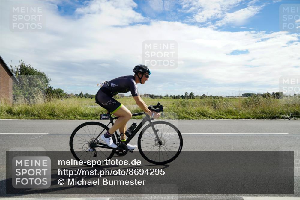 31.08.2025 - Elbe Triathlon Hamburg Michael Burmester http://msf.ph/oto/8694295 31.08.2025 14:51:16 Radfahren 146 meine-sportfotos.de