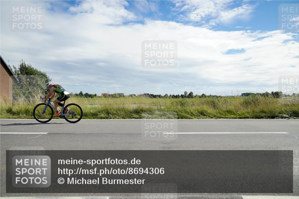 31.08.2025 - Elbe Triathlon Hamburg Michael Burmester http://msf.ph/oto/8694306 31.08.2025 14:52:03 Radfahren 140, 143 meine-sportfotos.de
