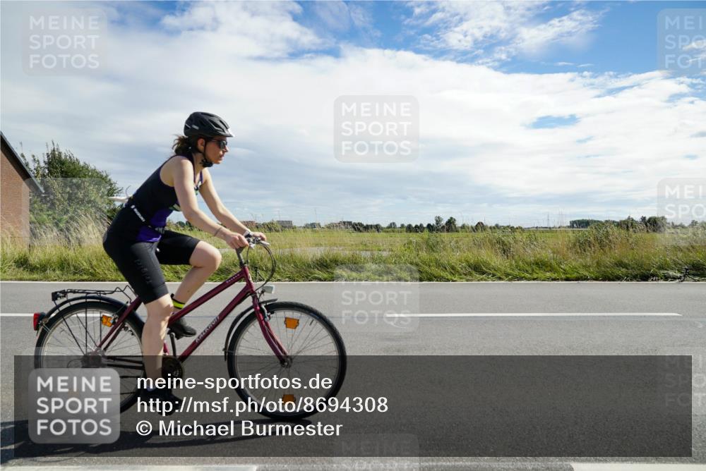 31.08.2025 - Elbe Triathlon Hamburg Michael Burmester http://msf.ph/oto/8694308 31.08.2025 14:52:06 Radfahren 140, 143 meine-sportfotos.de