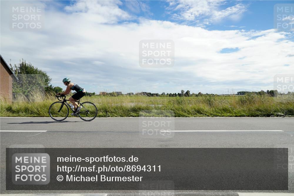 31.08.2025 - Elbe Triathlon Hamburg Michael Burmester http://msf.ph/oto/8694311 31.08.2025 14:52:26 Radfahren 152 meine-sportfotos.de