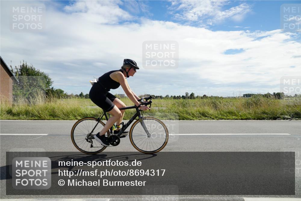 31.08.2025 - Elbe Triathlon Hamburg Michael Burmester http://msf.ph/oto/8694317 31.08.2025 14:52:40 Radfahren 132 meine-sportfotos.de