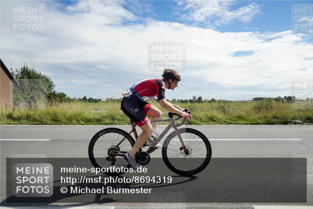 31.08.2025 - Elbe Triathlon Hamburg Michael Burmester http://msf.ph/oto/8694319 31.08.2025 14:52:45 Radfahren  meine-sportfotos.de