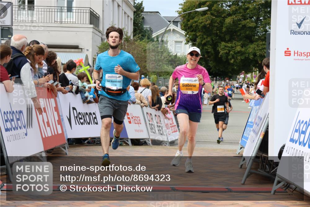 31.08.2025 - 21. Blankeneser Heldenlauf Strokosch-Dieckow http://msf.ph/oto/8694323 31.08.2025 12:35:44 Ziel 5089, 4336 meine-sportfotos.de