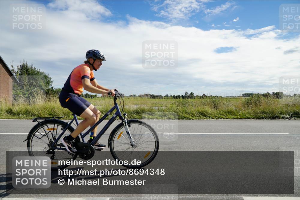 31.08.2025 - Elbe Triathlon Hamburg Michael Burmester http://msf.ph/oto/8694348 31.08.2025 14:54:30 Radfahren 154 meine-sportfotos.de