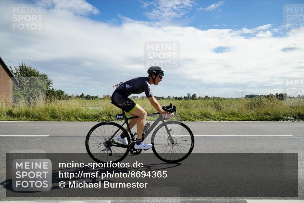 31.08.2025 - Elbe Triathlon Hamburg Michael Burmester http://msf.ph/oto/8694365 31.08.2025 14:55:49 Radfahren  meine-sportfotos.de