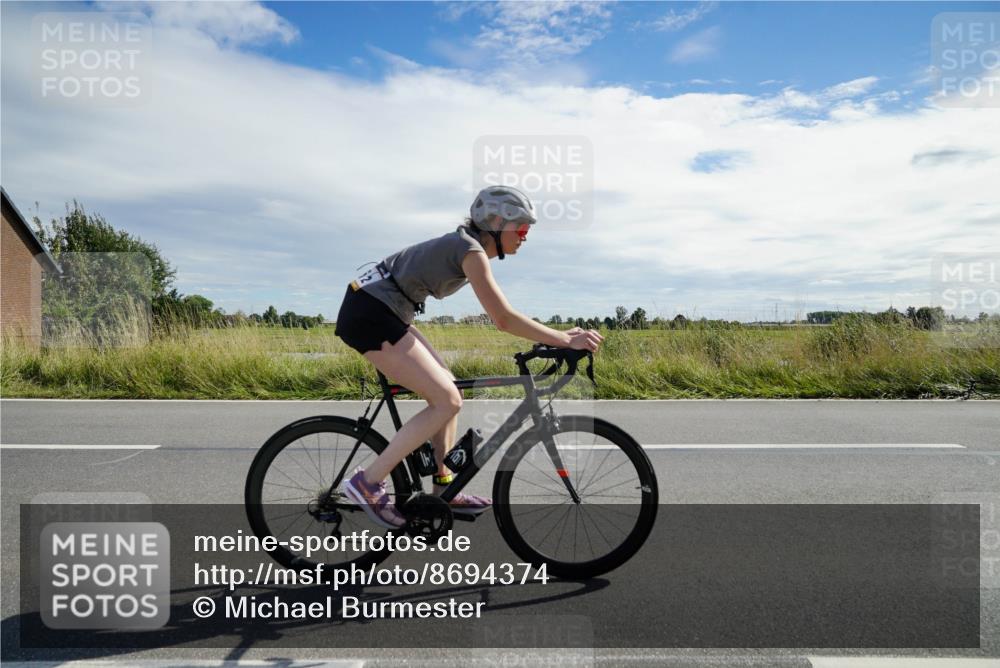 31.08.2025 - Elbe Triathlon Hamburg Michael Burmester http://msf.ph/oto/8694374 31.08.2025 14:56:33 Radfahren  meine-sportfotos.de