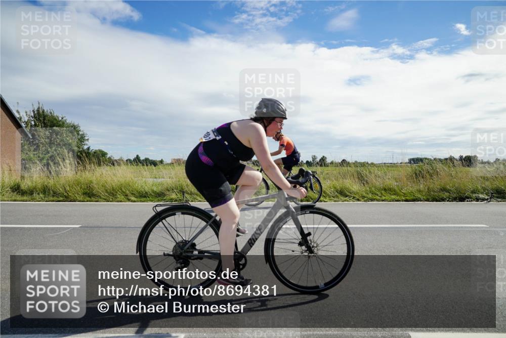 31.08.2025 - Elbe Triathlon Hamburg Michael Burmester http://msf.ph/oto/8694381 31.08.2025 14:57:05 Radfahren  meine-sportfotos.de