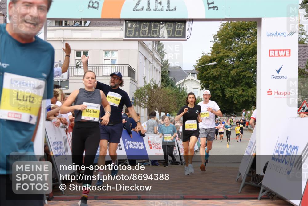 31.08.2025 - 21. Blankeneser Heldenlauf Strokosch-Dieckow http://msf.ph/oto/8694388 31.08.2025 10:26:45 Ziel 2022, 2057, 2013, 2648, 2607, 2646, 2487, 2354, 2296, 2478 meine-sportfotos.de