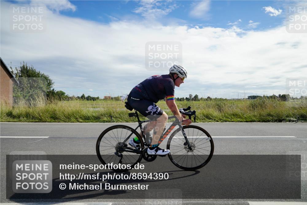 31.08.2025 - Elbe Triathlon Hamburg Michael Burmester http://msf.ph/oto/8694390 31.08.2025 14:57:52 Radfahren 142 meine-sportfotos.de