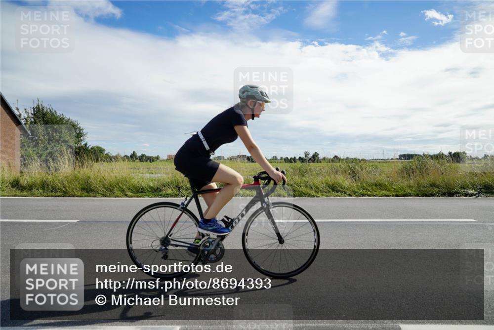 31.08.2025 - Elbe Triathlon Hamburg Michael Burmester http://msf.ph/oto/8694393 31.08.2025 14:57:55 Radfahren 142 meine-sportfotos.de