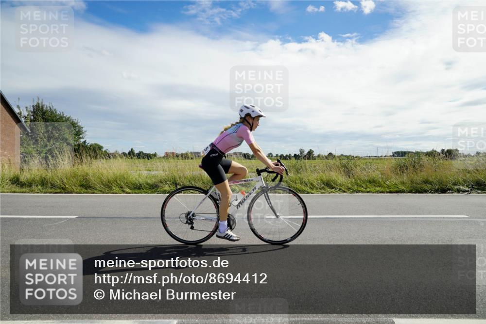 31.08.2025 - Elbe Triathlon Hamburg Michael Burmester http://msf.ph/oto/8694412 31.08.2025 14:59:51 Radfahren  meine-sportfotos.de