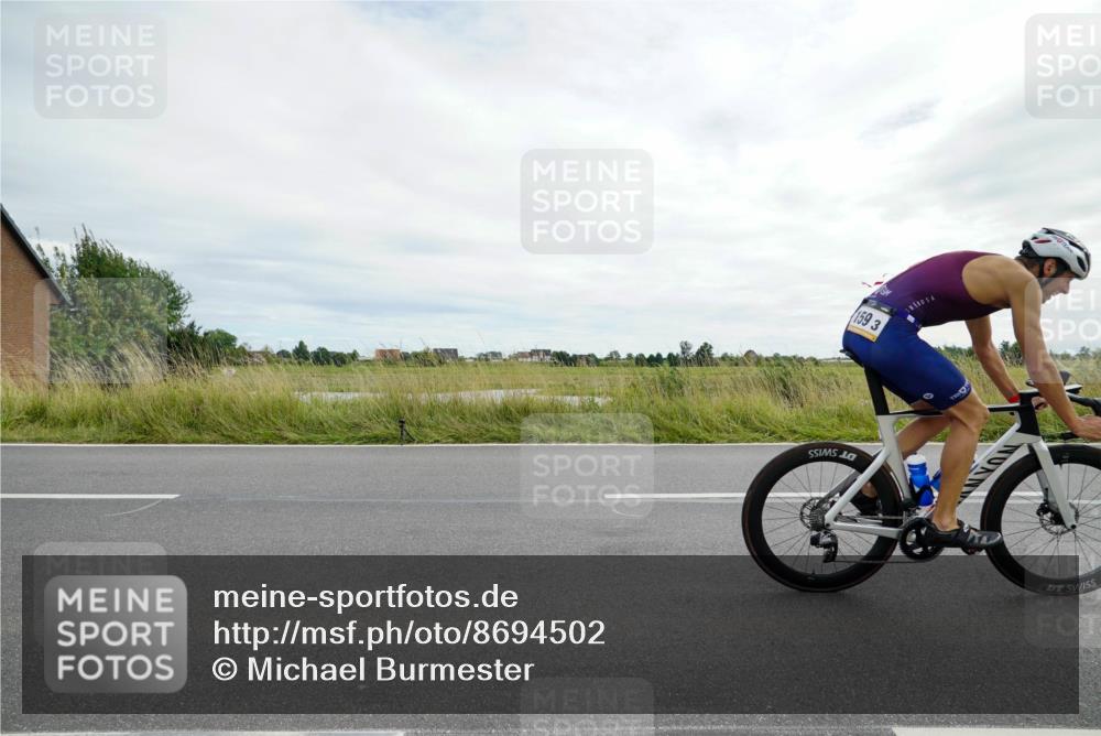 31.08.2025 - Elbe Triathlon Hamburg Michael Burmester http://msf.ph/oto/8694502 31.08.2025 15:13:53 Radfahren  meine-sportfotos.de