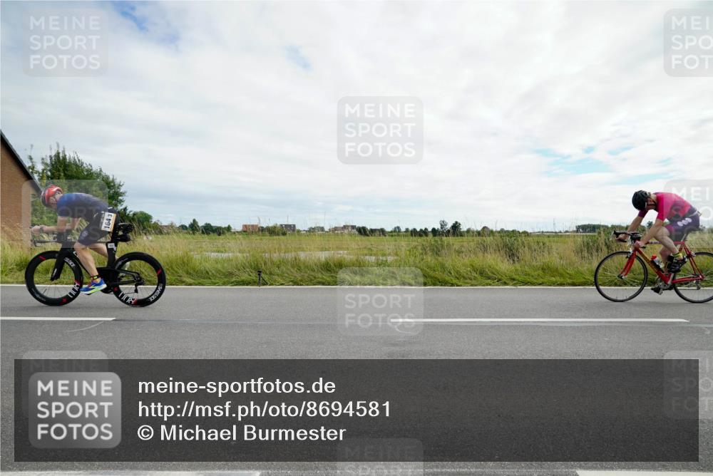 31.08.2025 - Elbe Triathlon Hamburg Michael Burmester http://msf.ph/oto/8694581 31.08.2025 15:24:48 Radfahren  meine-sportfotos.de