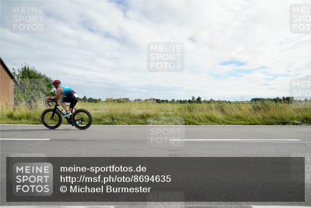 31.08.2025 - Elbe Triathlon Hamburg Michael Burmester http://msf.ph/oto/8694635 31.08.2025 15:29:15 Radfahren  meine-sportfotos.de