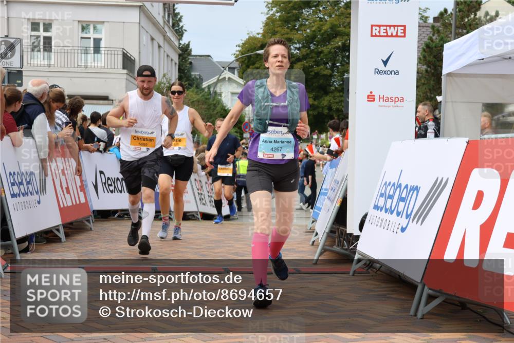 31.08.2025 - 21. Blankeneser Heldenlauf Strokosch-Dieckow http://msf.ph/oto/8694657 31.08.2025 12:35:03 Ziel 5266, 5115, 5315, 5689, 5037, 4267, 4373 meine-sportfotos.de