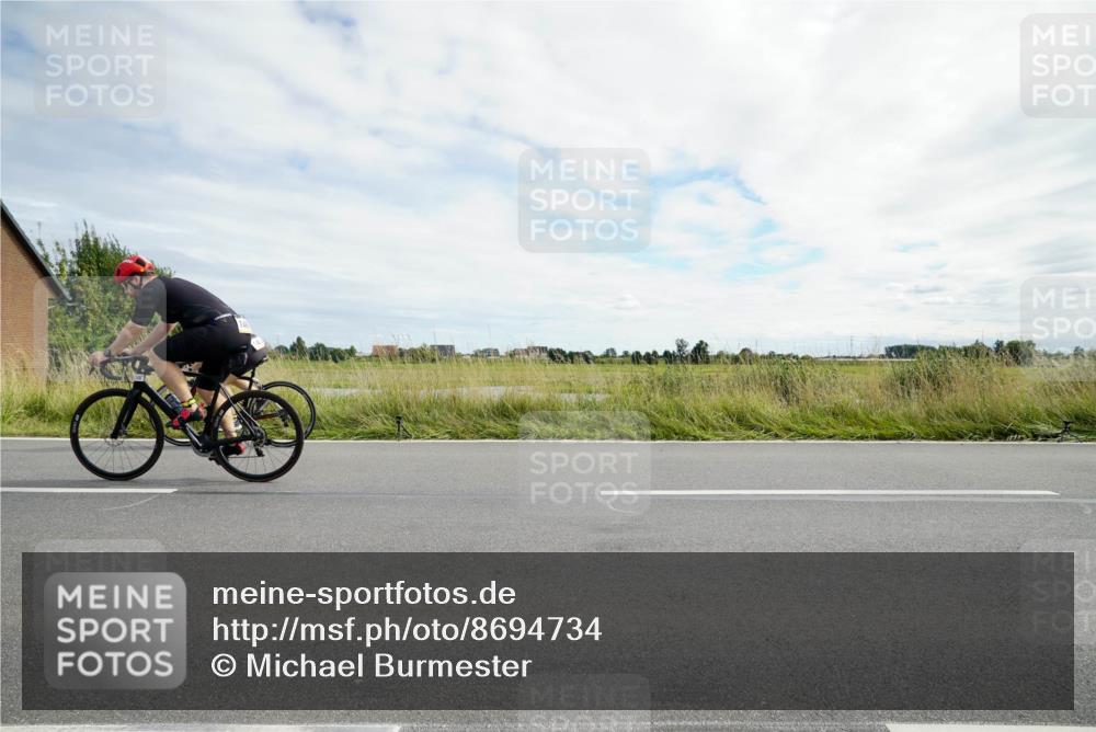 31.08.2025 - Elbe Triathlon Hamburg Michael Burmester http://msf.ph/oto/8694734 31.08.2025 15:36:53 Radfahren  meine-sportfotos.de