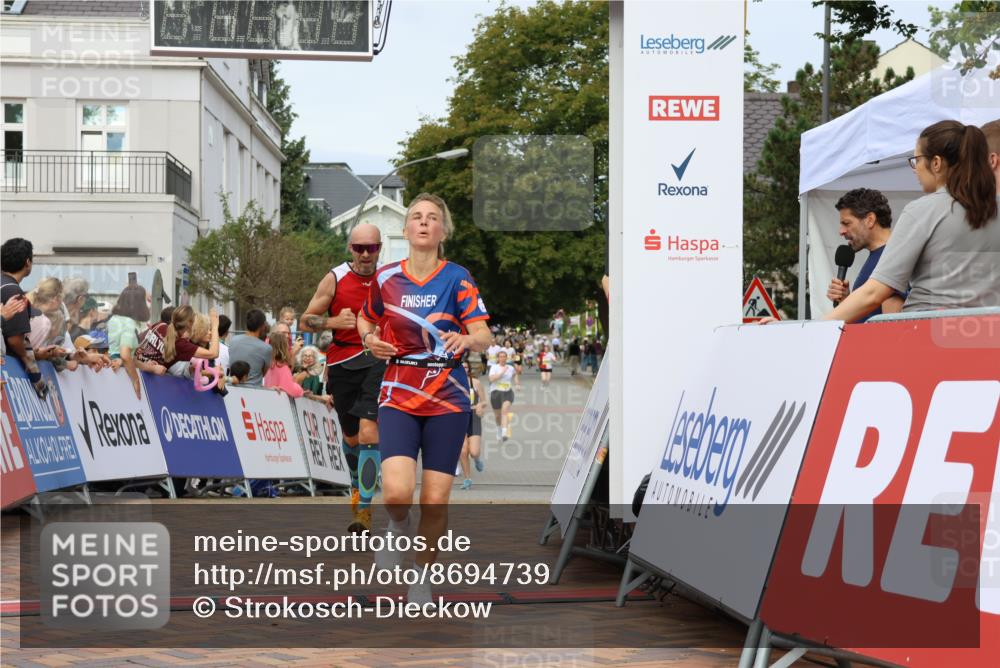 31.08.2025 - 21. Blankeneser Heldenlauf Strokosch-Dieckow http://msf.ph/oto/8694739 31.08.2025 10:26:13 Ziel 2736, 2777, 2046, 2671, 2564, 2447 meine-sportfotos.de
