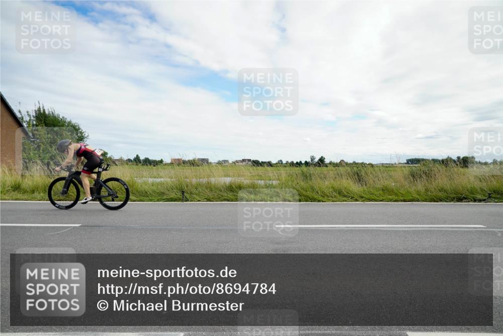 31.08.2025 - Elbe Triathlon Hamburg Michael Burmester http://msf.ph/oto/8694784 31.08.2025 15:42:04 Radfahren  meine-sportfotos.de