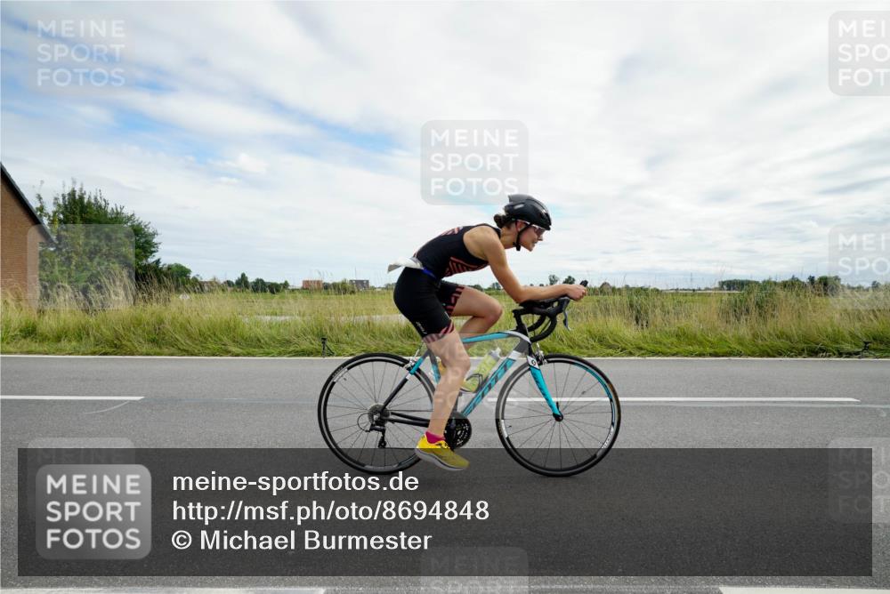 31.08.2025 - Elbe Triathlon Hamburg Michael Burmester http://msf.ph/oto/8694848 31.08.2025 15:52:05 Radfahren  meine-sportfotos.de