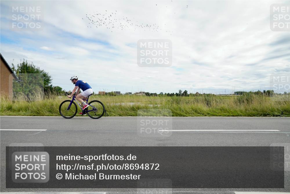 31.08.2025 - Elbe Triathlon Hamburg Michael Burmester http://msf.ph/oto/8694872 31.08.2025 15:55:14 Radfahren  meine-sportfotos.de