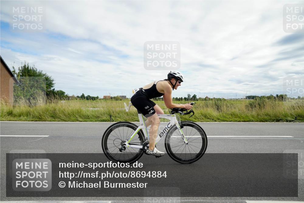 31.08.2025 - Elbe Triathlon Hamburg Michael Burmester http://msf.ph/oto/8694884 31.08.2025 15:56:53 Radfahren  meine-sportfotos.de