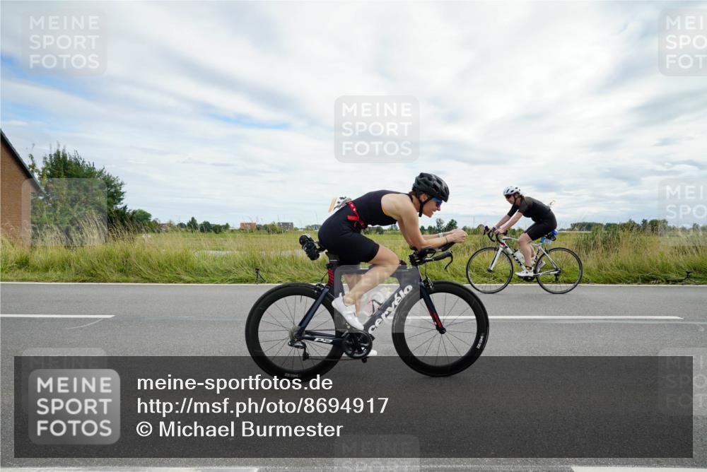 31.08.2025 - Elbe Triathlon Hamburg Michael Burmester http://msf.ph/oto/8694917 31.08.2025 16:00:43 Radfahren  meine-sportfotos.de