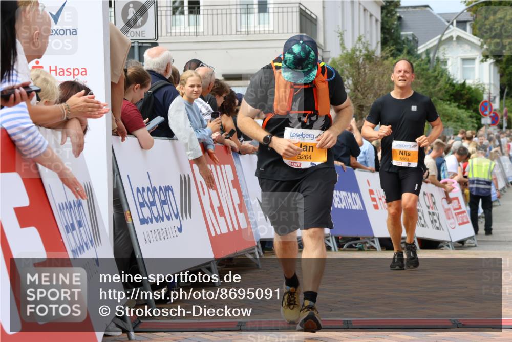 31.08.2025 - 21. Blankeneser Heldenlauf Strokosch-Dieckow http://msf.ph/oto/8695091 31.08.2025 12:34:16 Ziel 5264, 5563 meine-sportfotos.de