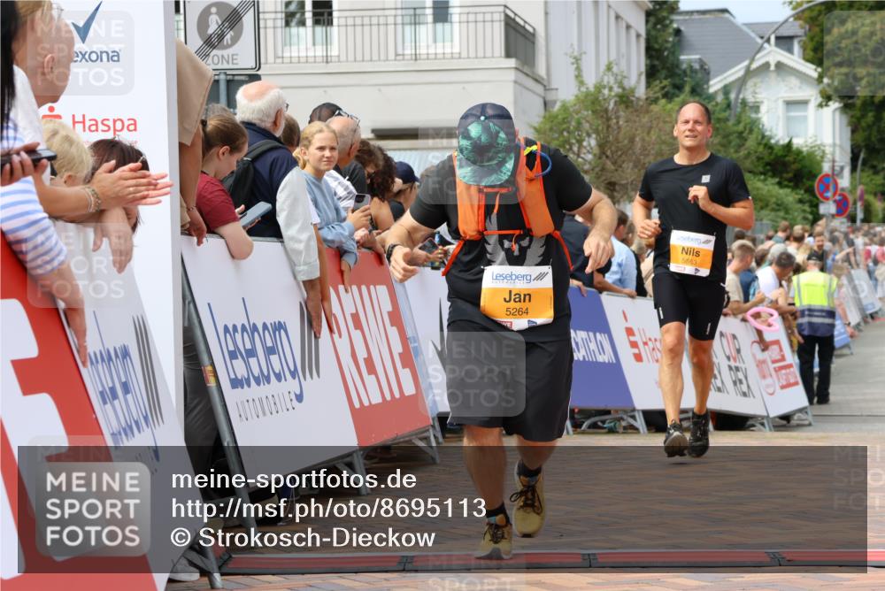 31.08.2025 - 21. Blankeneser Heldenlauf Strokosch-Dieckow http://msf.ph/oto/8695113 31.08.2025 12:34:16 Ziel 5264, 5563 meine-sportfotos.de