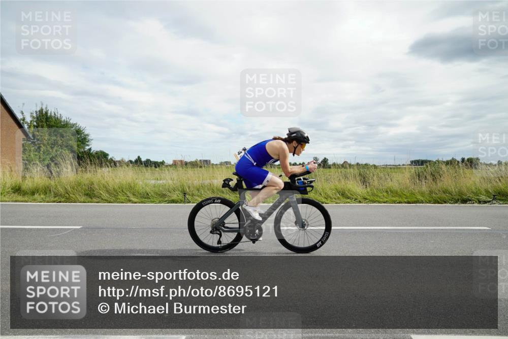 31.08.2025 - Elbe Triathlon Hamburg Michael Burmester http://msf.ph/oto/8695121 31.08.2025 16:25:15 Radfahren  meine-sportfotos.de