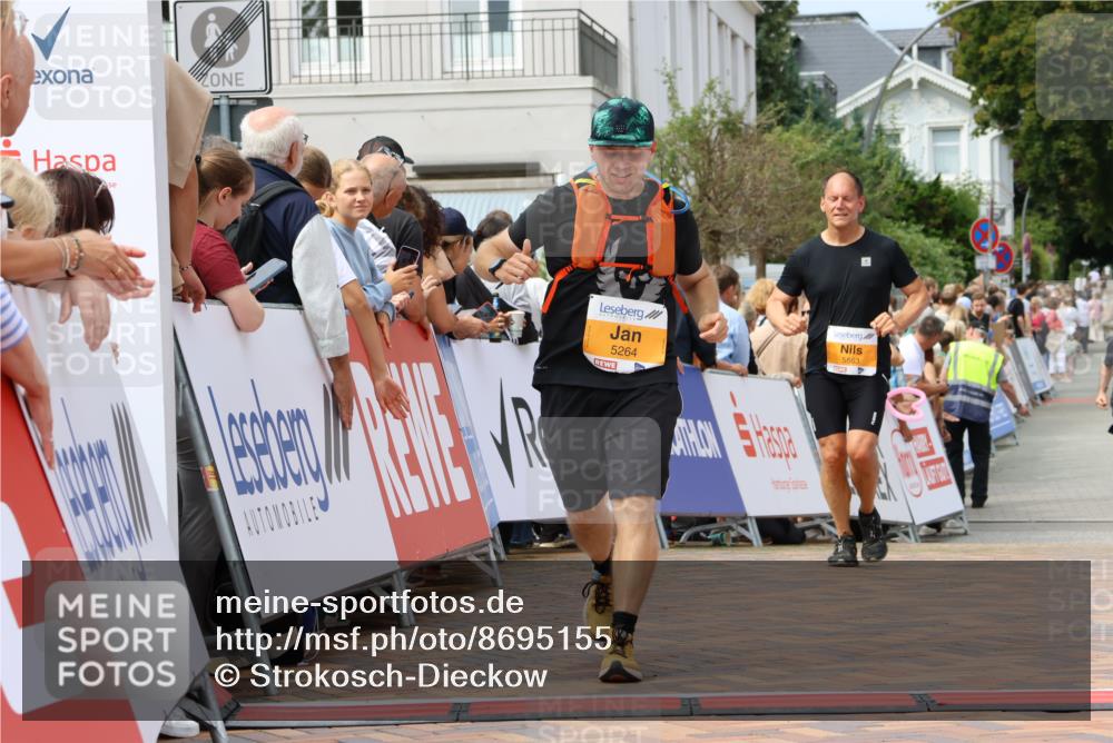 31.08.2025 - 21. Blankeneser Heldenlauf Strokosch-Dieckow http://msf.ph/oto/8695155 31.08.2025 12:34:15 Ziel 5264, 5563 meine-sportfotos.de