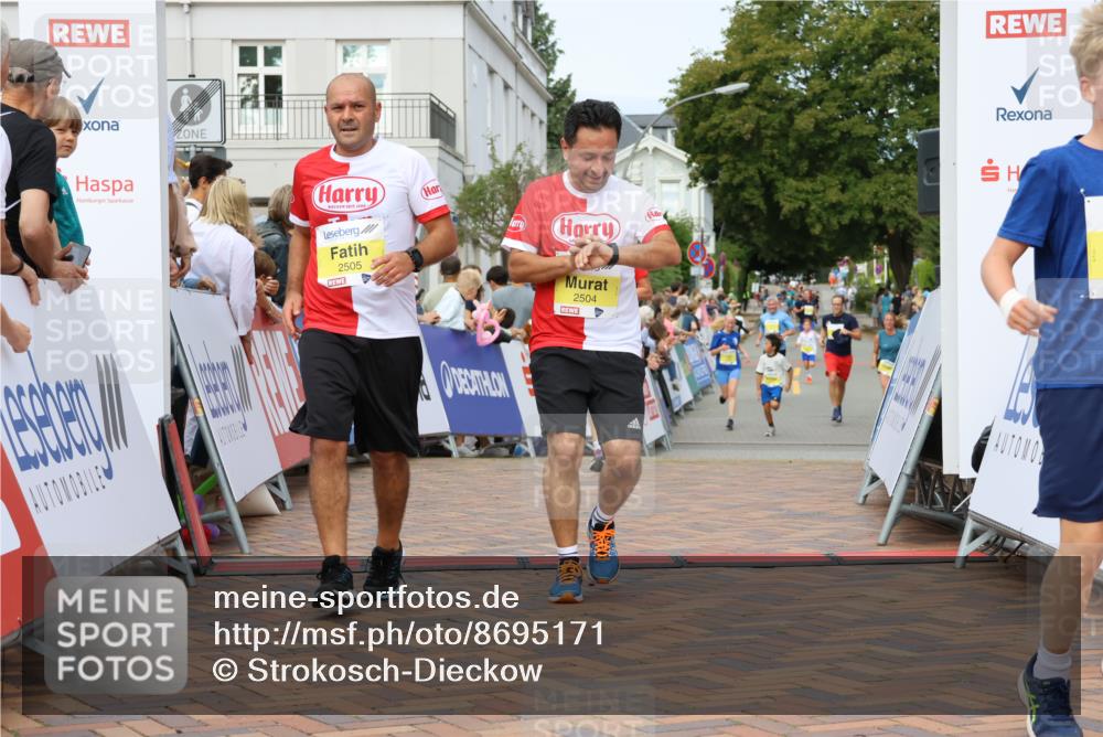 31.08.2025 - 21. Blankeneser Heldenlauf Strokosch-Dieckow http://msf.ph/oto/8695171 31.08.2025 10:25:27 Ziel 2541, 2636, 2363, 2367, 2505, 2504 meine-sportfotos.de