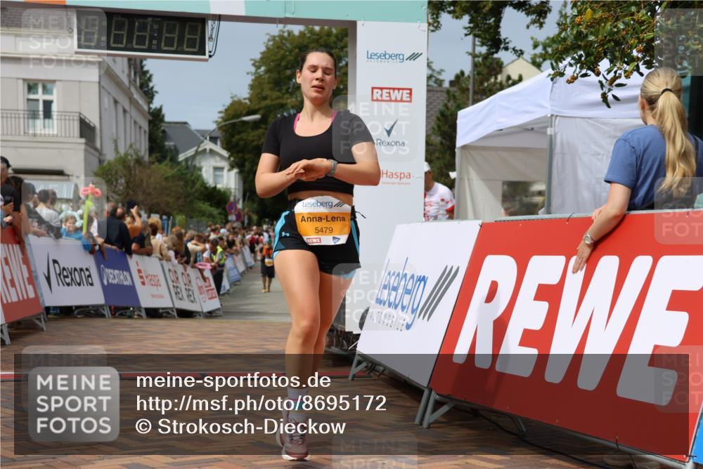 31.08.2025 - 21. Blankeneser Heldenlauf Strokosch-Dieckow http://msf.ph/oto/8695172 31.08.2025 12:34:04 Ziel 5369, 5479 meine-sportfotos.de