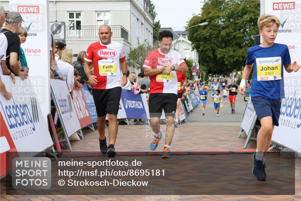 31.08.2025 - 21. Blankeneser Heldenlauf Strokosch-Dieckow http://msf.ph/oto/8695181 31.08.2025 10:25:27 Ziel 2541, 2636, 2363, 2367, 2505, 2504 meine-sportfotos.de
