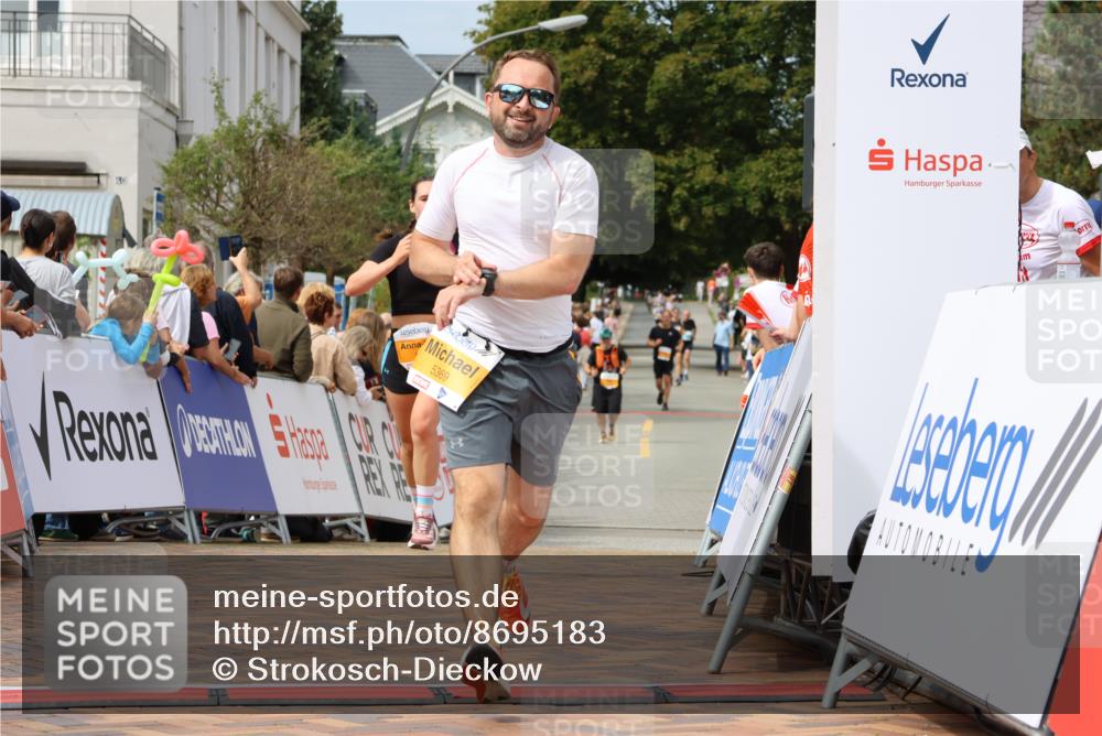 31.08.2025 - 21. Blankeneser Heldenlauf Strokosch-Dieckow http://msf.ph/oto/8695183 31.08.2025 12:34:01 Ziel 5184, 5369, 5479 meine-sportfotos.de