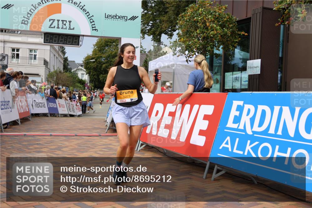 31.08.2025 - 21. Blankeneser Heldenlauf Strokosch-Dieckow http://msf.ph/oto/8695212 31.08.2025 12:33:42 Ziel 5772, 5273 meine-sportfotos.de