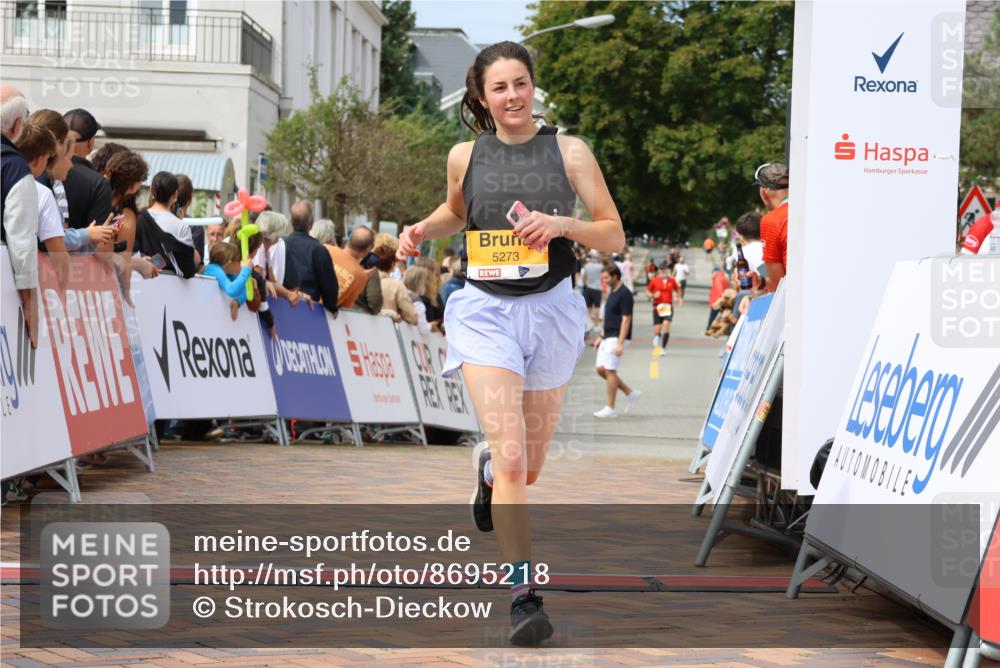 31.08.2025 - 21. Blankeneser Heldenlauf Strokosch-Dieckow http://msf.ph/oto/8695218 31.08.2025 12:33:41 Ziel 5772, 5273 meine-sportfotos.de