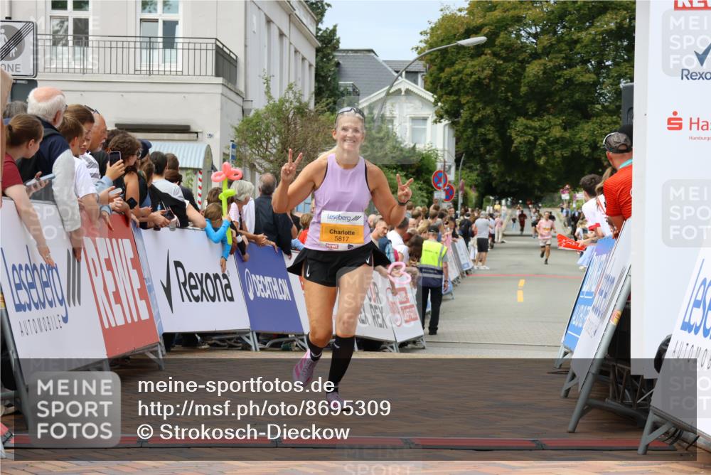 31.08.2025 - 21. Blankeneser Heldenlauf Strokosch-Dieckow http://msf.ph/oto/8695309 31.08.2025 12:32:48 Ziel 5620, 5817 meine-sportfotos.de