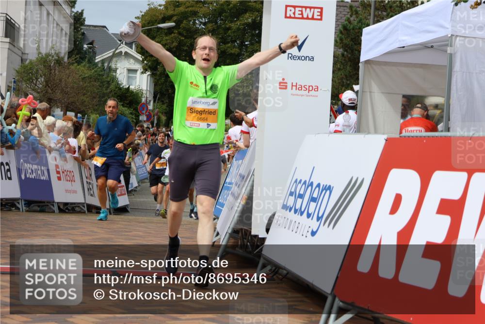 31.08.2025 - 21. Blankeneser Heldenlauf Strokosch-Dieckow http://msf.ph/oto/8695346 31.08.2025 12:26:55 Ziel 5787, 5065, 5664, 5818, 5819, 4180, 4391 meine-sportfotos.de